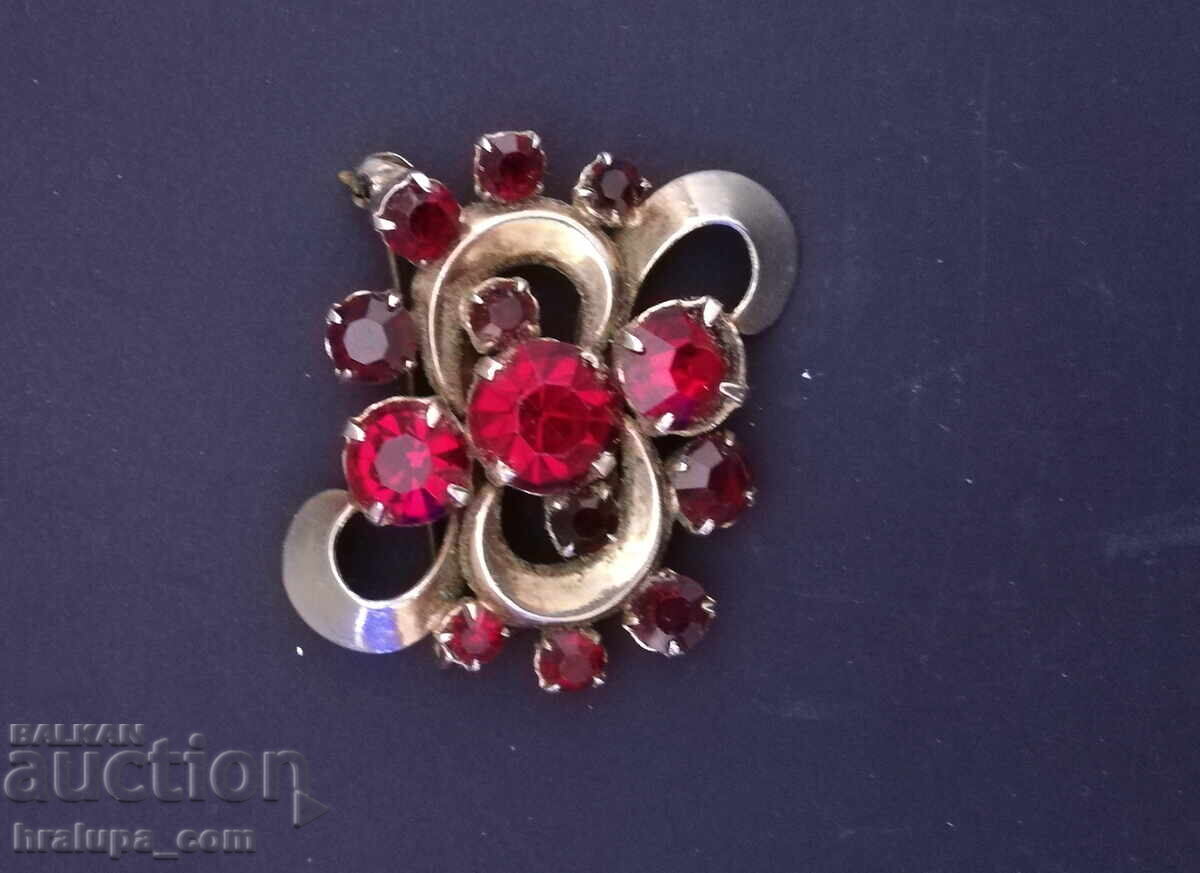 Broșă veche Broșă veche