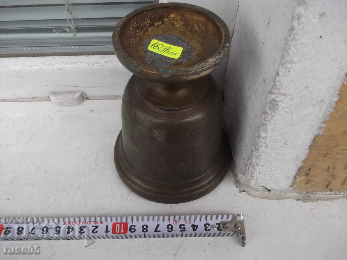 Delivery of Hammer with bronze old hammers