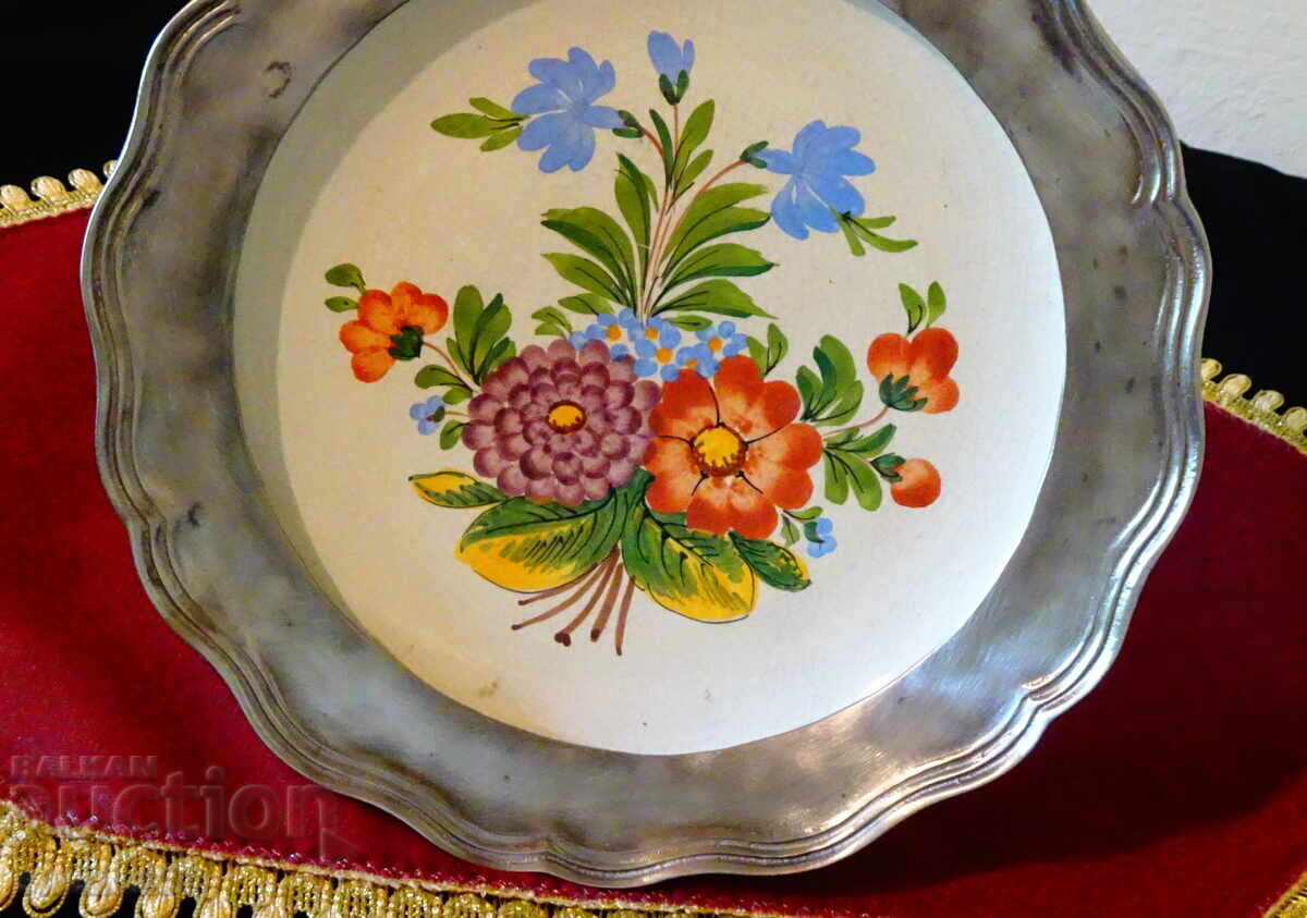 Βασάνο πορσελάνινο πιάτο, πίνακας με πλαίσιο από κασσίτερο - 7 Βασάνο πορσελάνινο πιάτο, πίνακας με πλαίσιο από κασσίτερο - 7