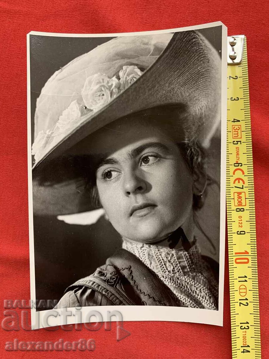 Κρασιμίρα Καζαντζίεβα Ηθοποιός παλιά φωτογραφία με τιμή 10.00 BGN | € 5.11