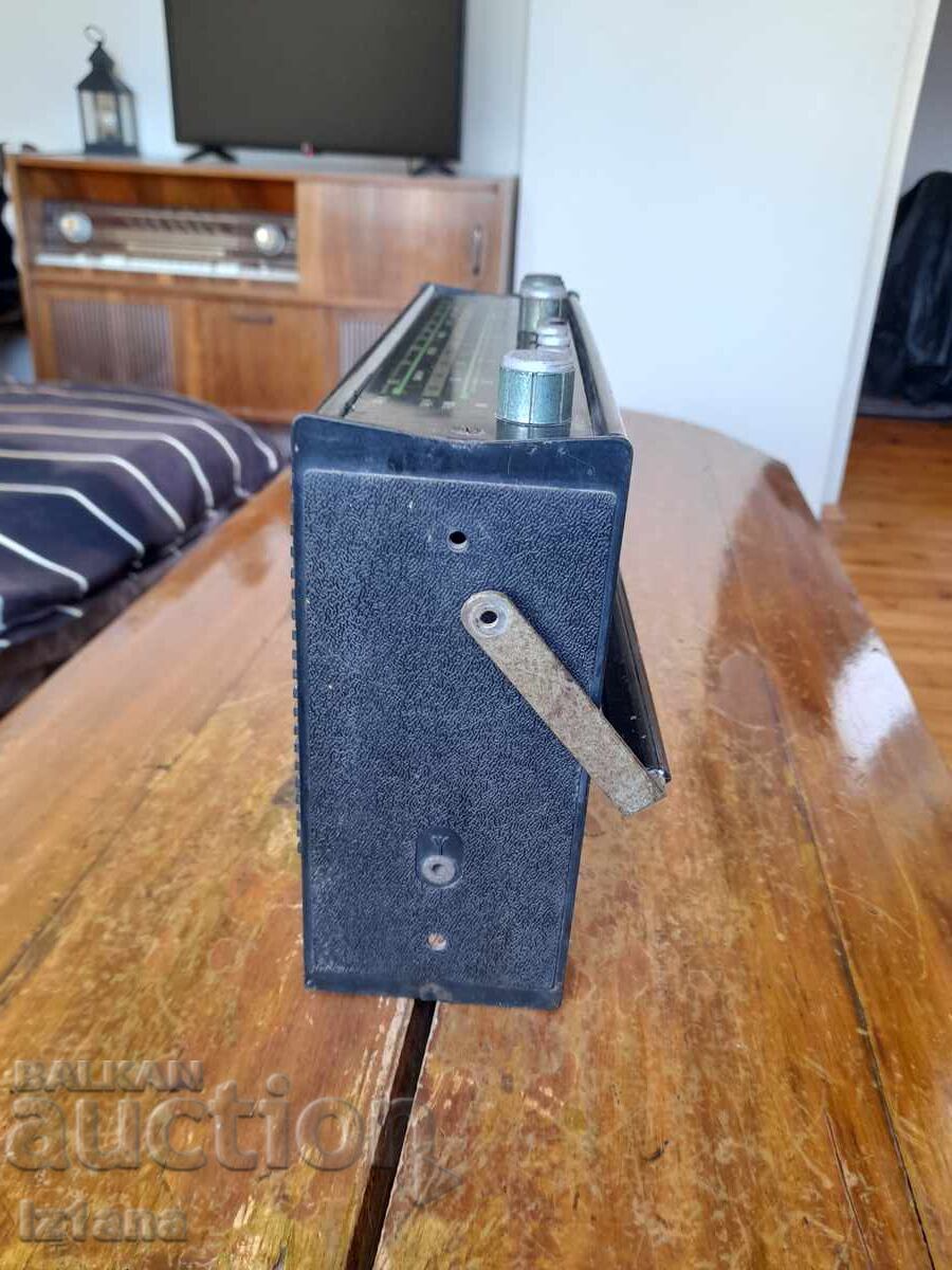 Delivery of Old radio, radio receiver Veliko Tarnovo 78