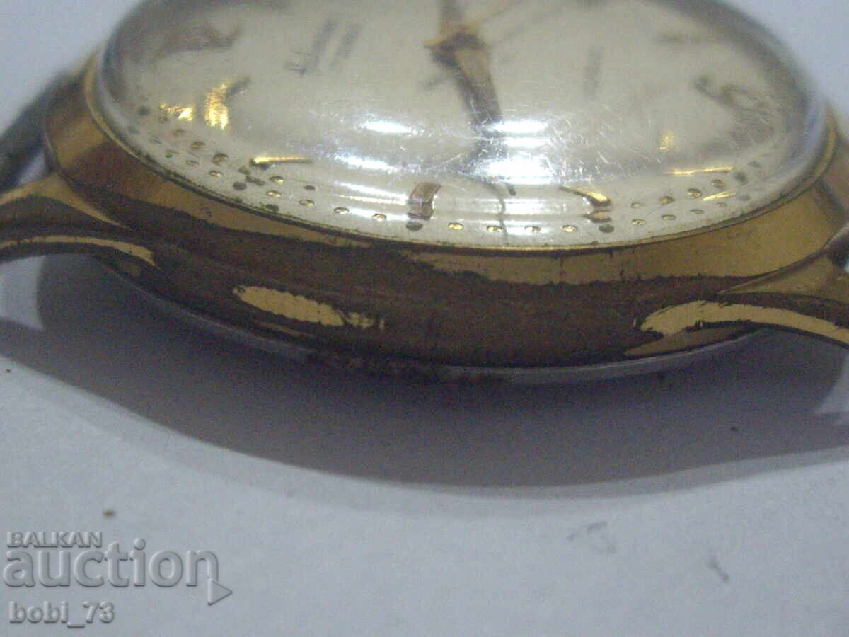 Old men's wristwatch. - 6 Old men's wristwatch. - 6