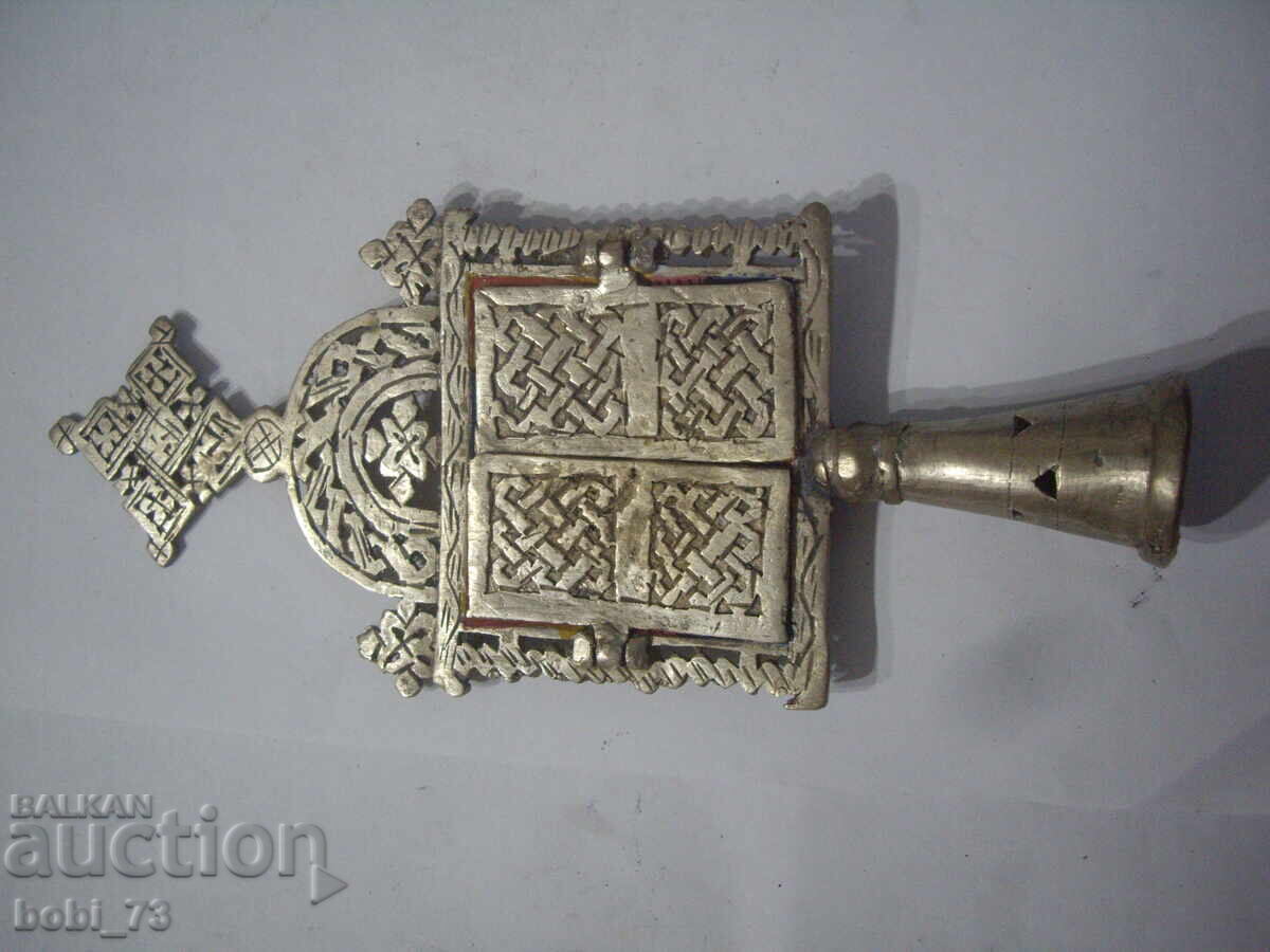 Стар сачанов триптих. Стар сачанов триптих.