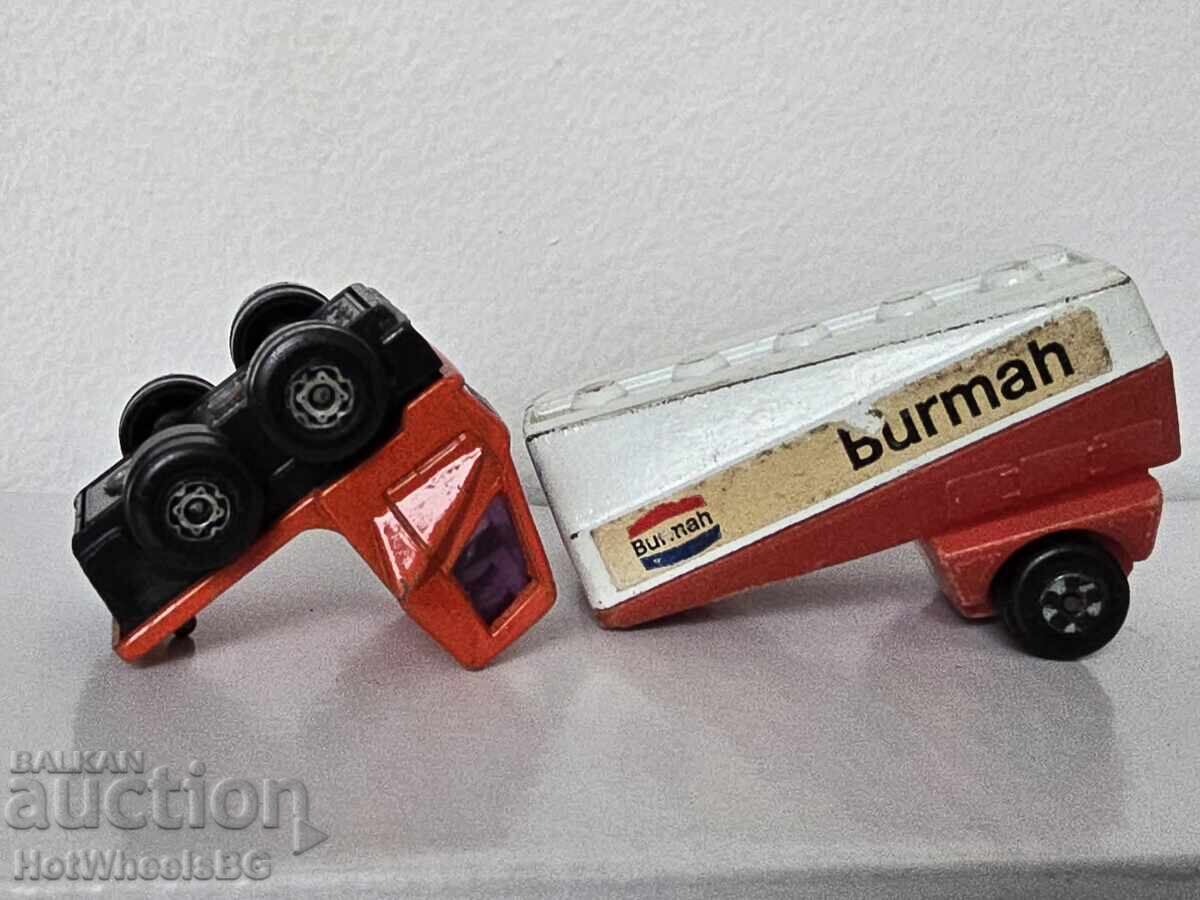 Matchbox No 63B Freeway Gas Tanker 1973 - 7