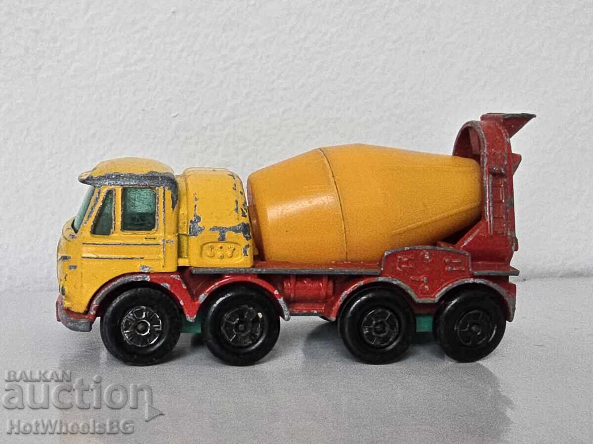 Matchbox  No 21A Foden Concrete Truck 1970  год