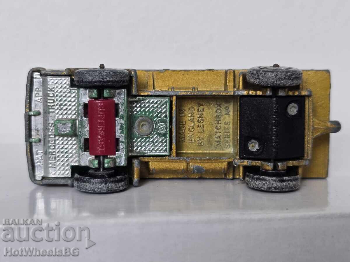 Matchbox No. 1A Mercedes Truck 1970 year - 6