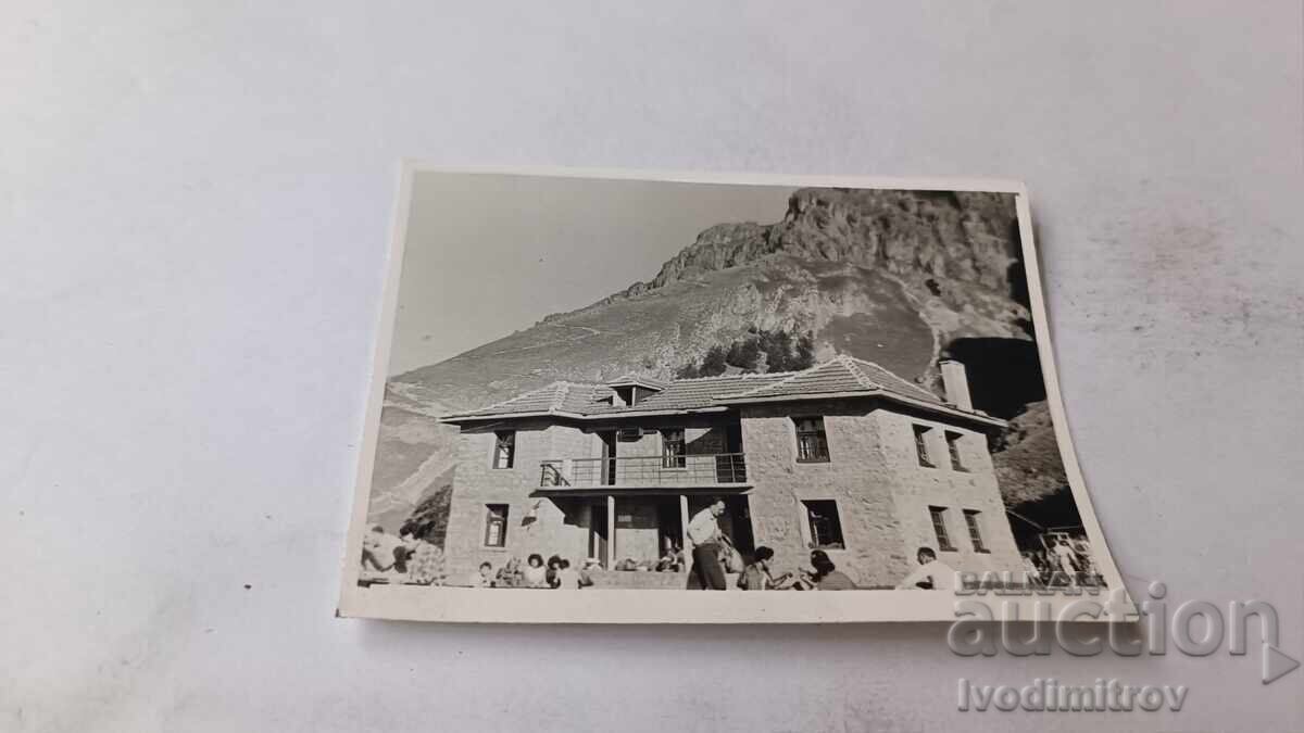 Φωτογραφία Παλαιάς υφαντουργίας Καταφύγιο Παράδεισος 1960