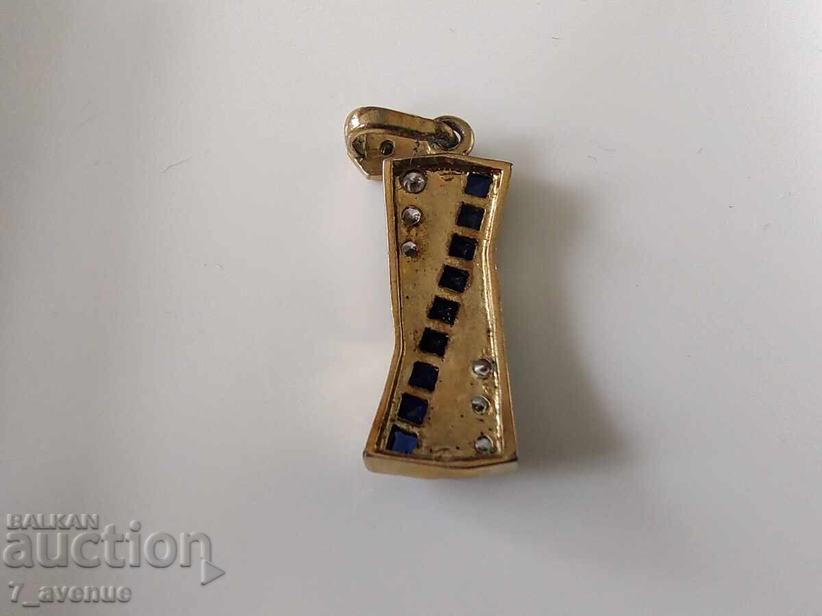 Pendant, very stylish 18.04.25 with price 49.00 BGN | € 25.05