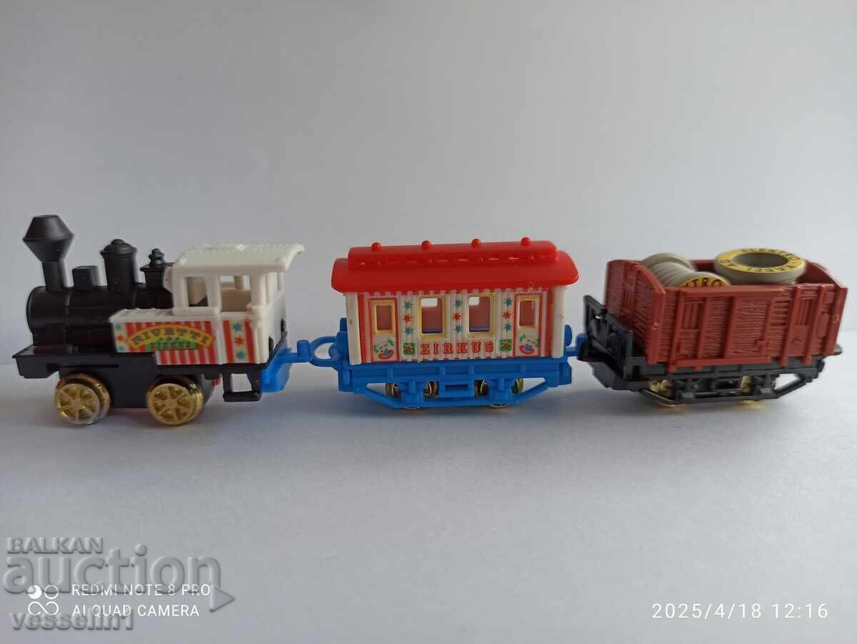 Lot jucării Kinder vechi locomotivă manevră vagon kinder ouă - 5 Lot jucării Kinder vechi locomotivă manevră vagon kinder ouă - 5