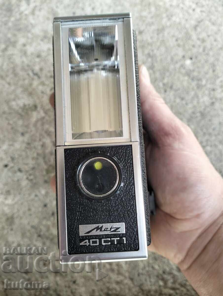 Bliț pentru aparat foto vechi