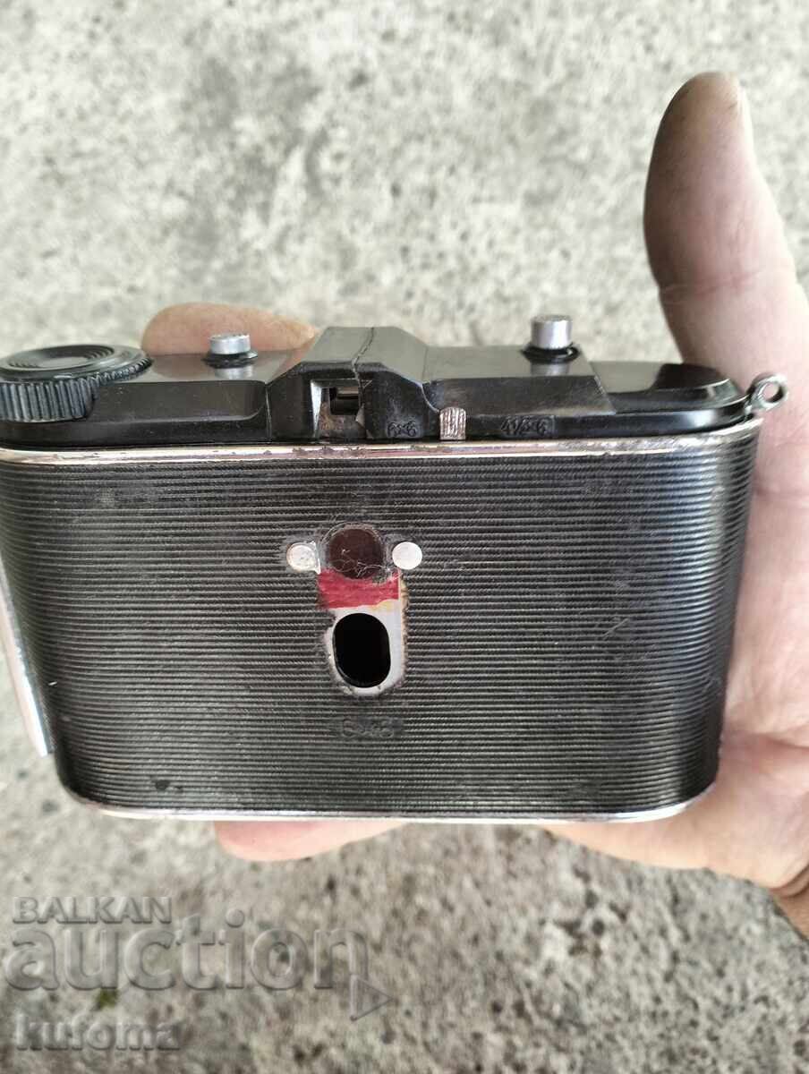 Licitație Aparat foto vechi, pentru piese