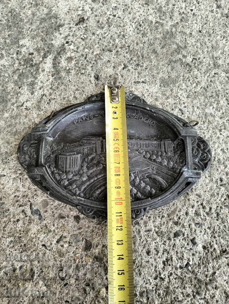 Licitație Suvenir metalic