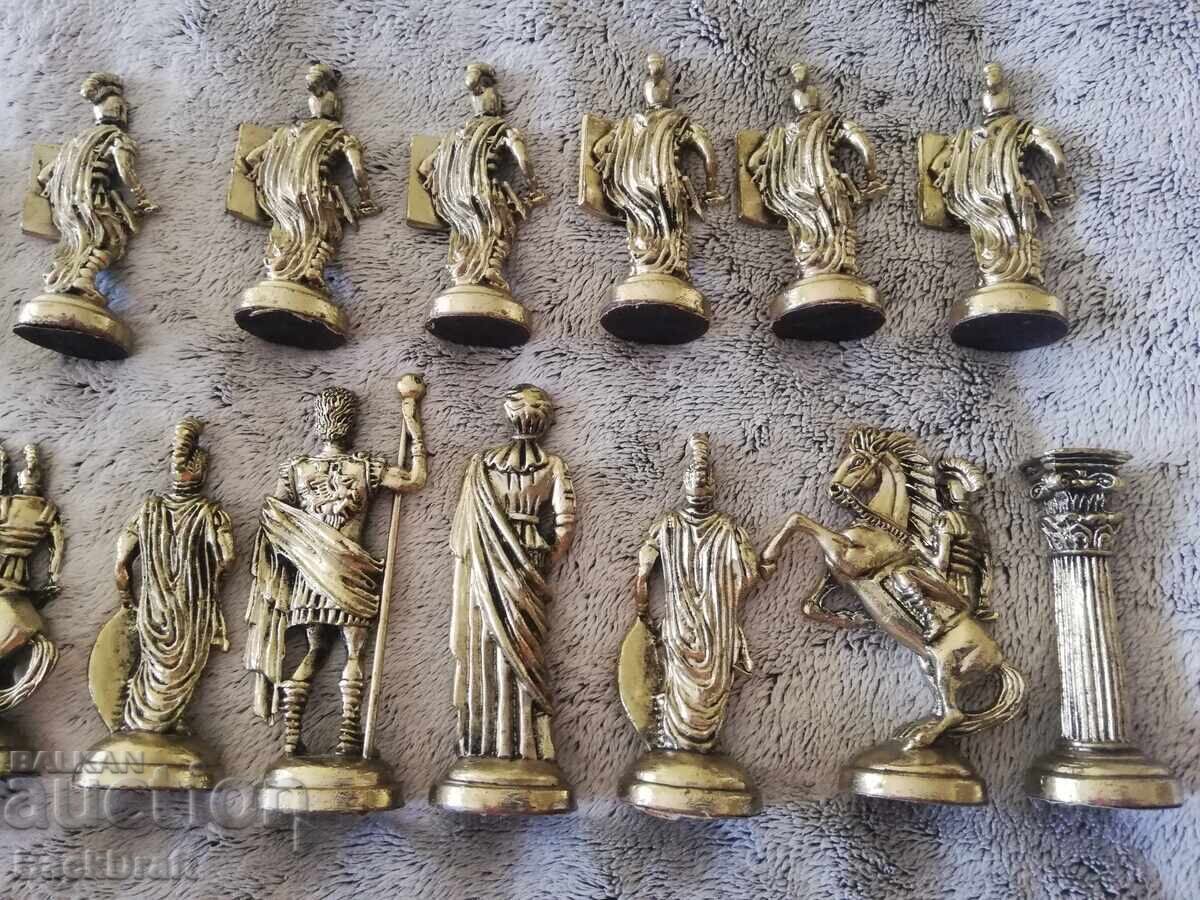 16 Solid Brass Figures, Soldiers for Chess Romans - 5