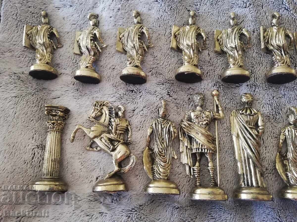 16 Solid Brass Figures, Soldiers for Chess Romans - 6