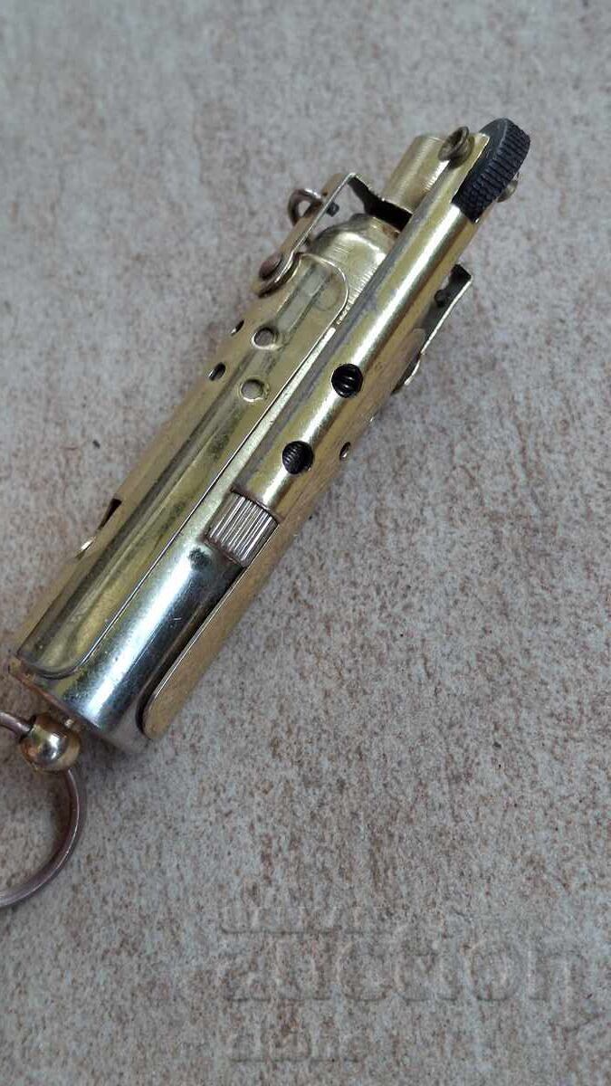 Αναπτήρας, Zippo, βενζίνης, ταμπακιέρα, πίπα με τιμή 60.00 BGN | € 30.68 Αναπτήρας, Zippo, βενζίνης, ταμπακιέρα, πίπα με τιμή 60.00 BGN | € 30.68