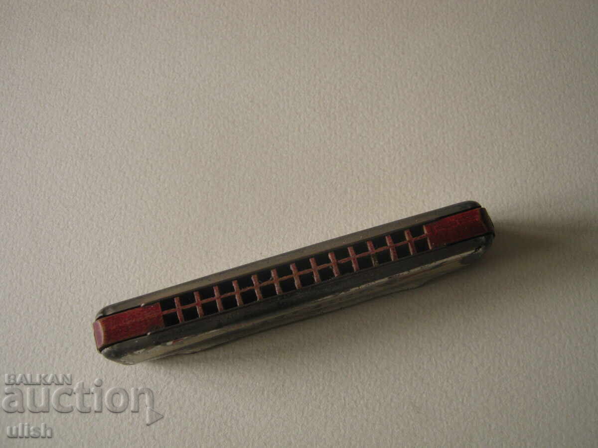 Licitație Veche armonică M. Hohner Violetta Licitație Veche armonică M. Hohner Violetta