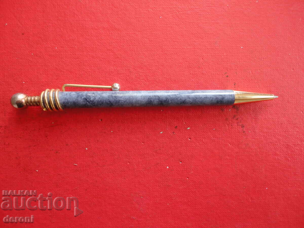 Луксозен немски химикал химикалка с цена 10.00 лв. | € 5.11