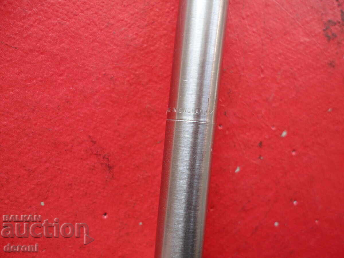 Страхотен химикал химикалка Parker Made in England с цена 50.00 лв. | € 25.56 Страхотен химикал химикалка Parker Made in England с цена 50.00 лв. | € 25.56