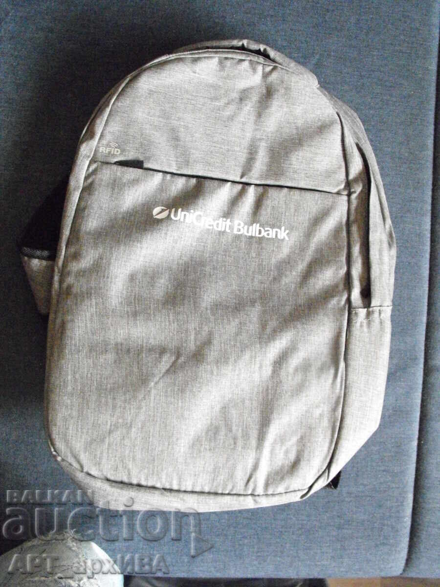 Auction  Collection of shoulder bags and backpacks; new, unused