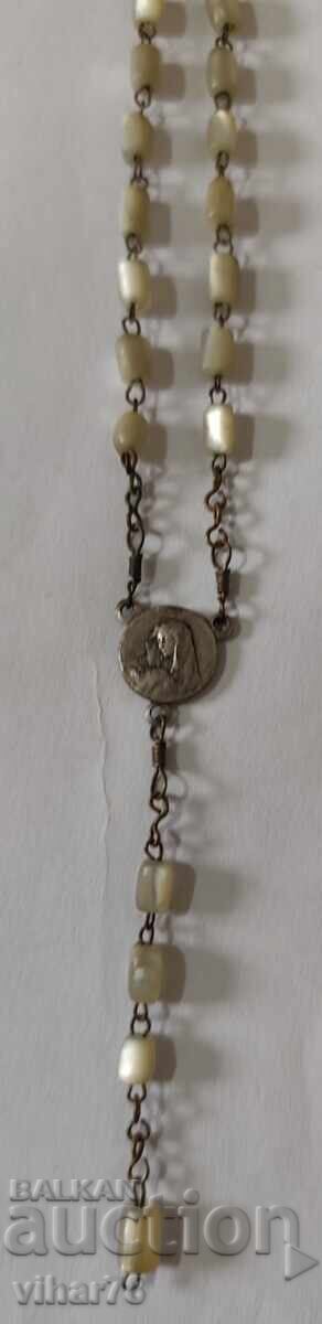 BRĂȚARĂ CU MĂRGELE DE SEDEF cu preț € 23.99 | 46.92 BGN