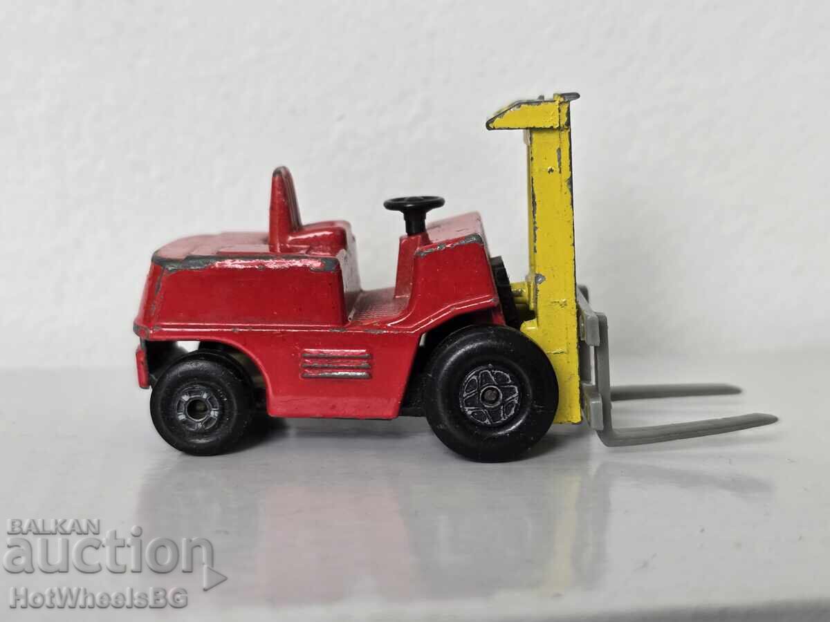 Matchbox No 15B Fork Lift Truck 1972 год с цена 4.99 лв. | € 2.55 Matchbox No 15B Fork Lift Truck 1972 год с цена 4.99 лв. | € 2.55