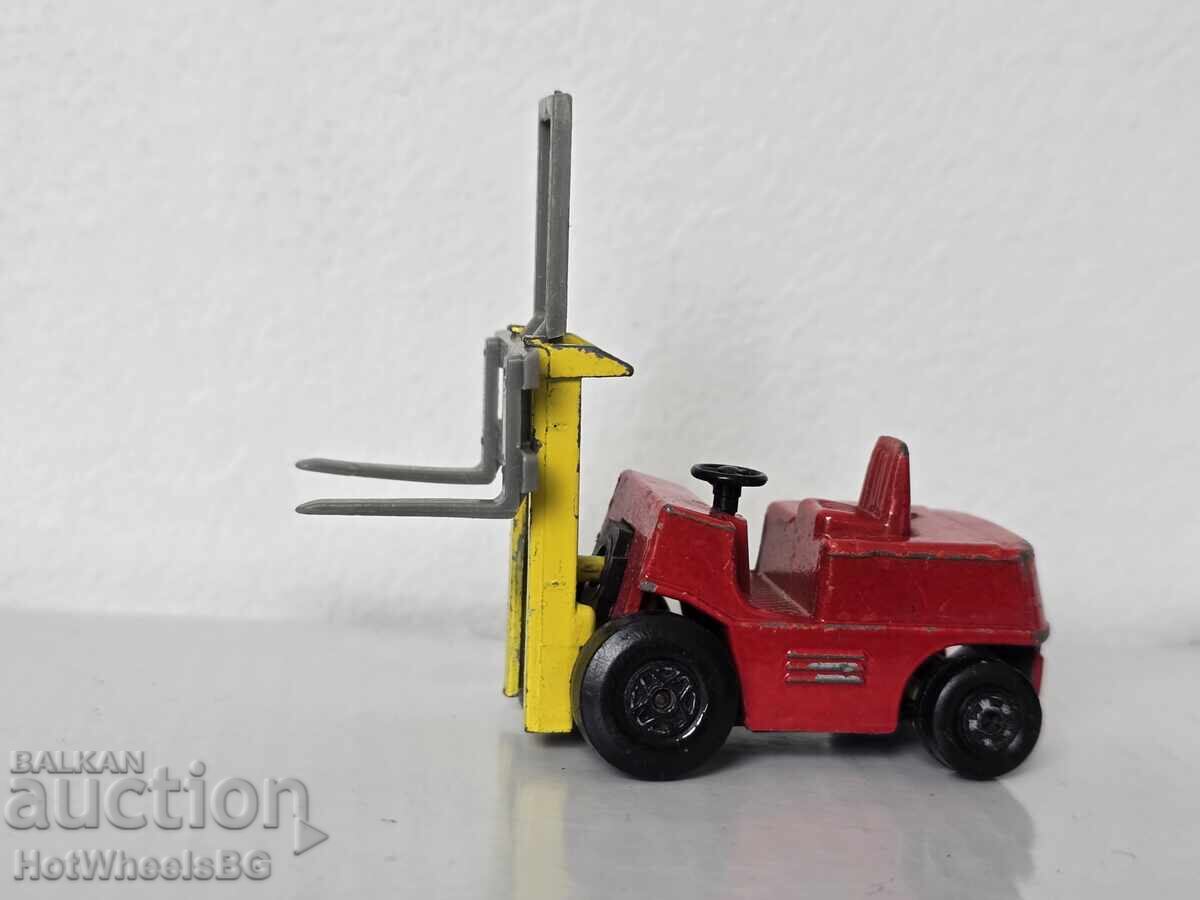 Matchbox No 15B Fork Lift Truck 1972 год - 5 Matchbox No 15B Fork Lift Truck 1972 год - 5