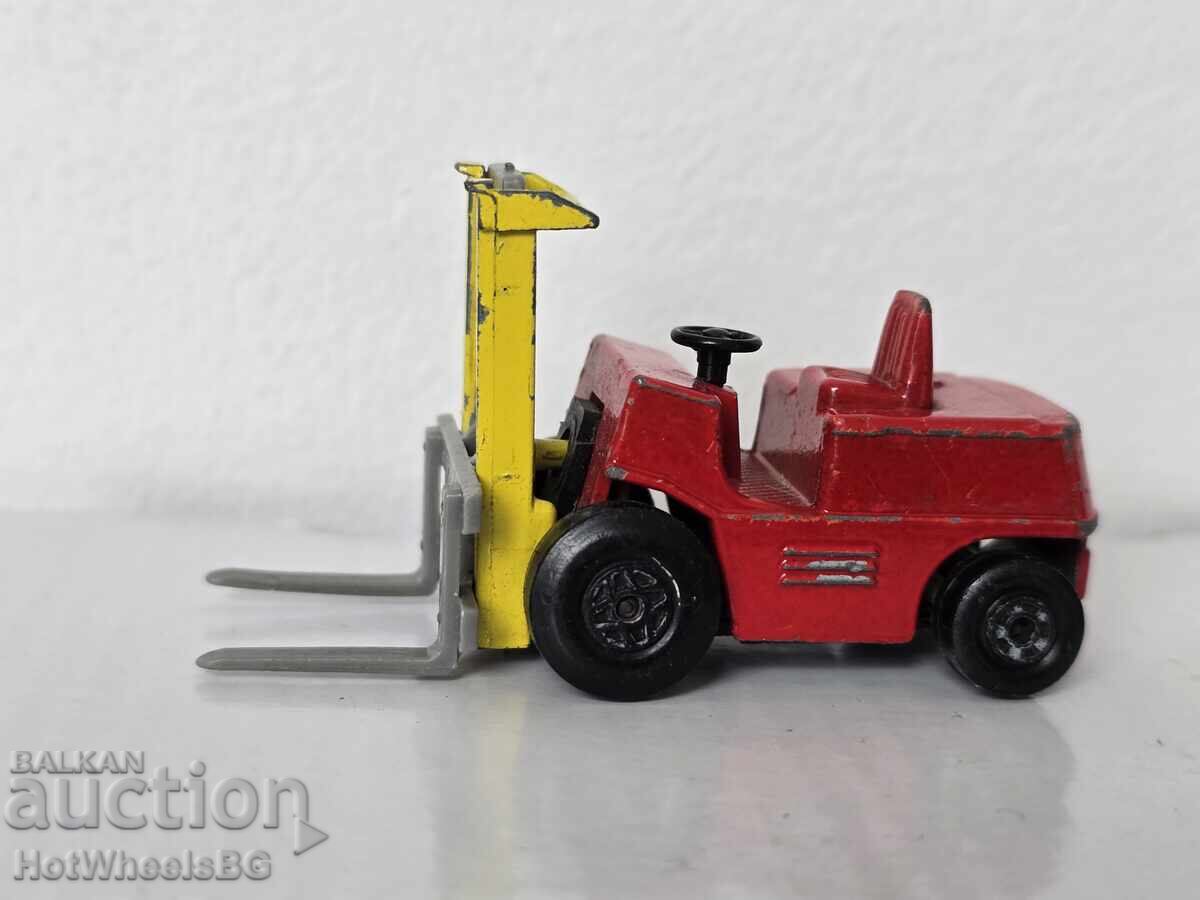 Matchbox No 15B Fork Lift Truck 1972 год Matchbox No 15B Fork Lift Truck 1972 год