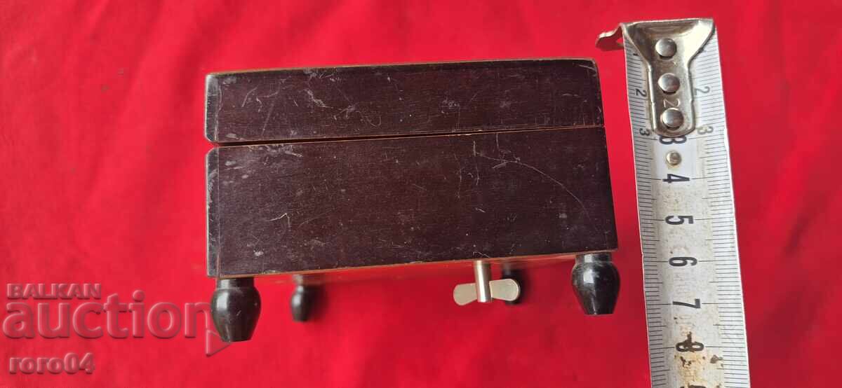 Παράδοση ΛΑΤΕΡΝΑ - ZUCKERMANN