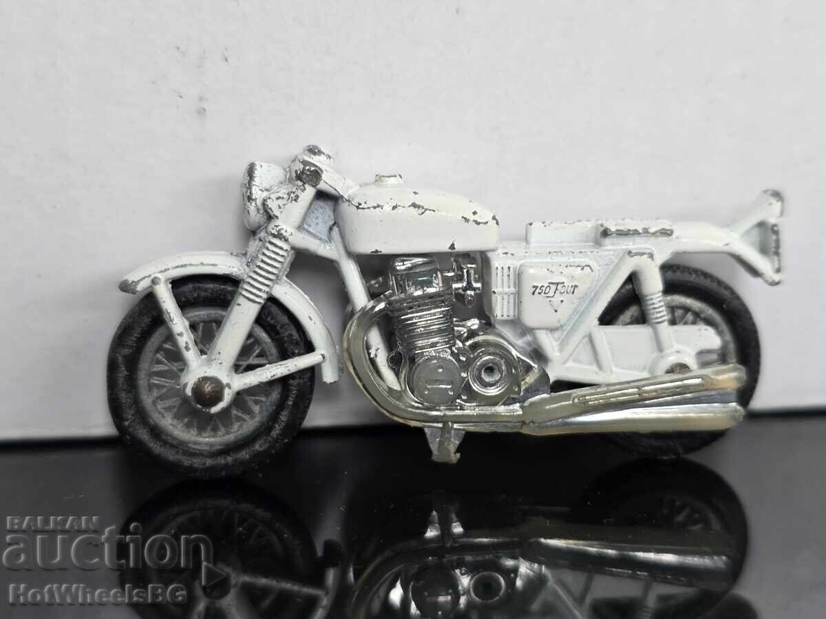 Matchbox Nr. 33C Motocicletă de Poliție 1977 god Matchbox Nr. 33C Motocicletă de Poliție 1977 god