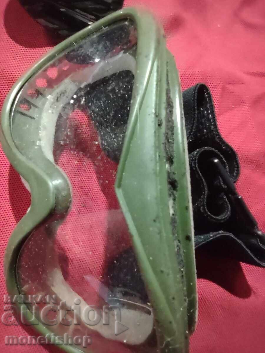 Παράδοση Στρατιωτικά είδη