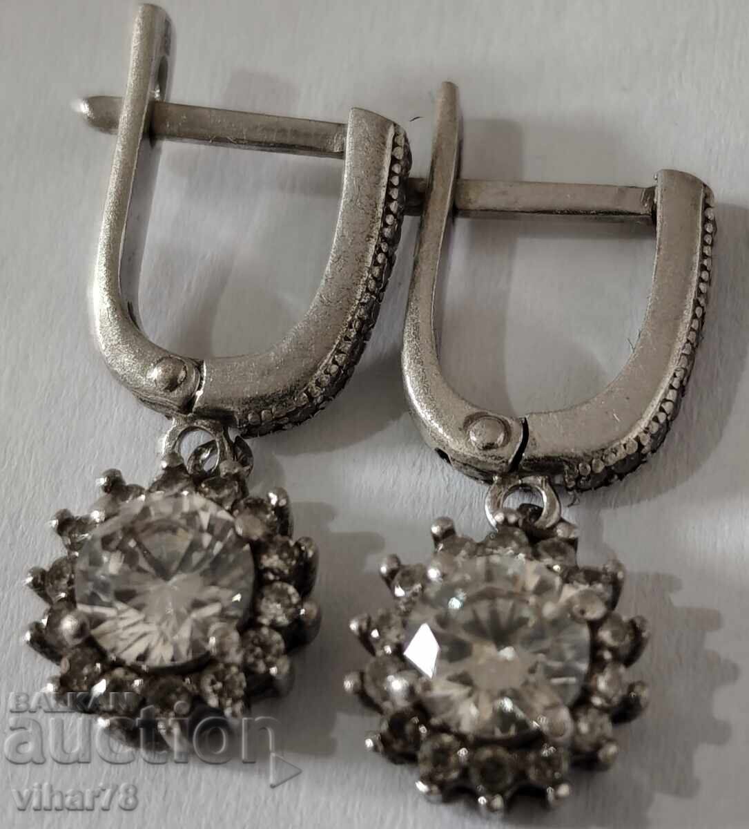 Licitație CERCEI DE ARGINT Licitație CERCEI DE ARGINT