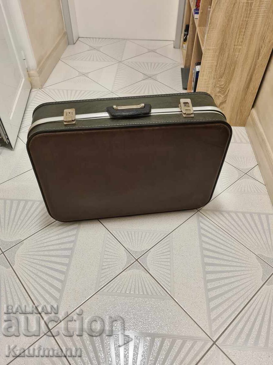 Аукцион Ретро куфар Аукцион Ретро куфар