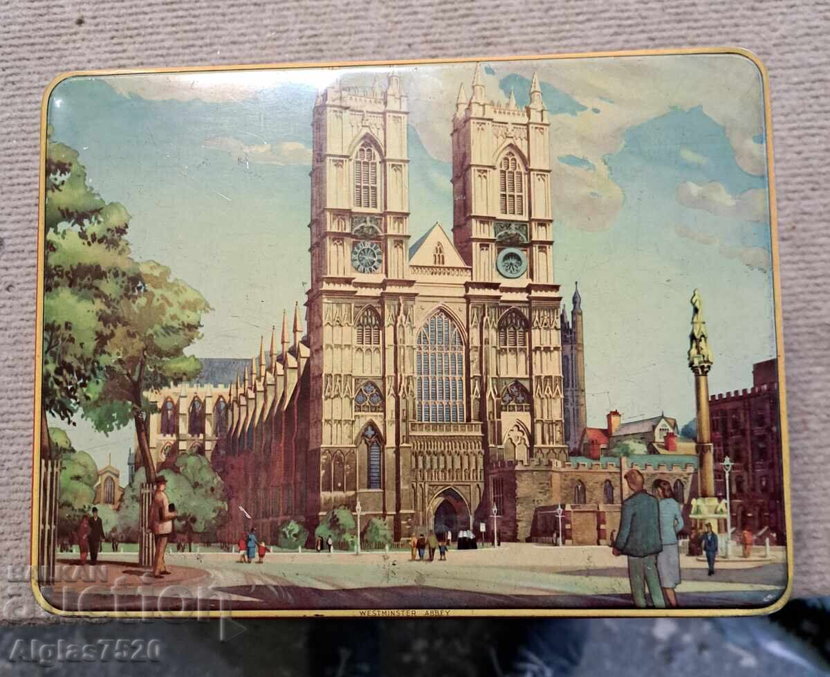 Μεγάλο παλιό μεταλλικό κουτί 1950