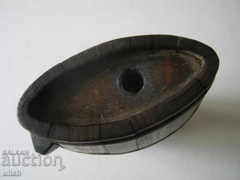 Δημοπρασία Αρχαία ξύλινη επίπεδη φιάλη αλκοόλ