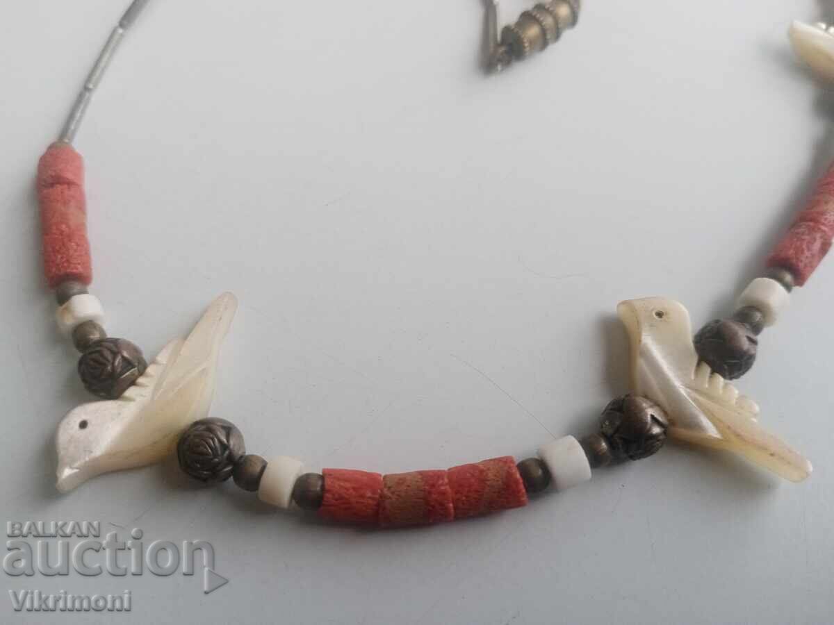Delivery of Revival jewelry, birds, coral, mother-of-pearl, sachan, bronze, dowry