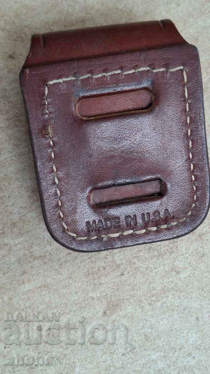 Brichetă, Zippo, pe benzină, tabacheră, pipă cu preț € 15.34 | 30.00 BGN