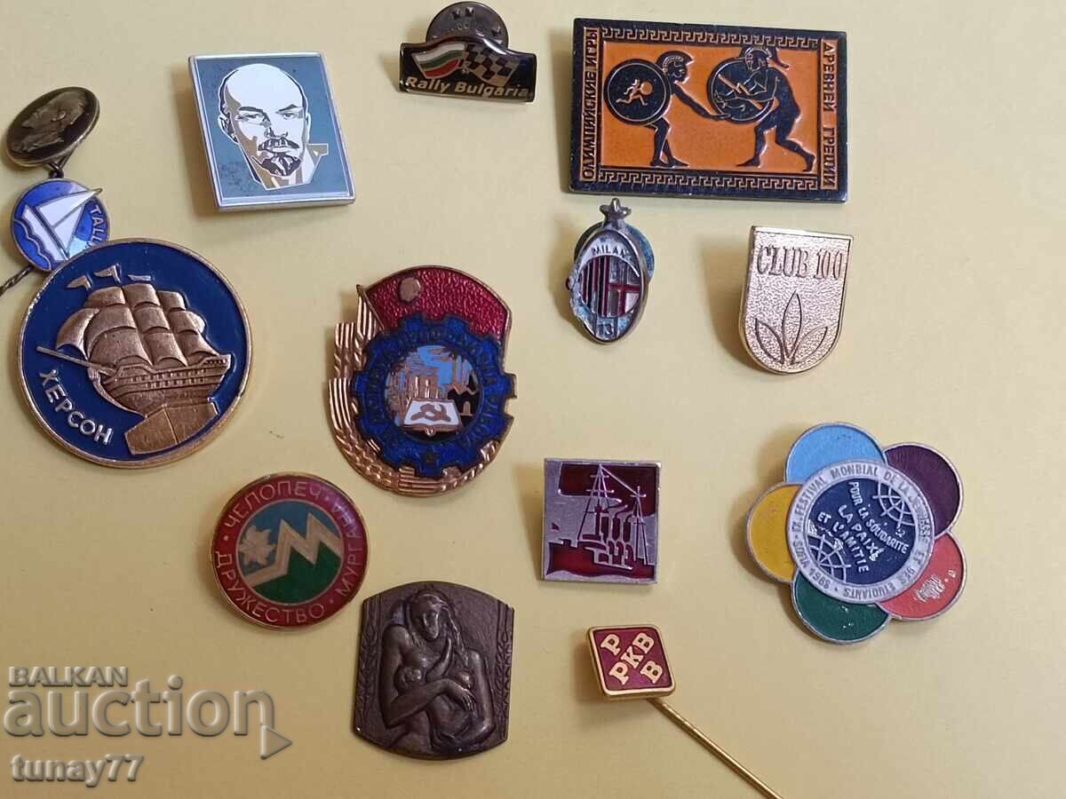 Lot of collectible badges collection