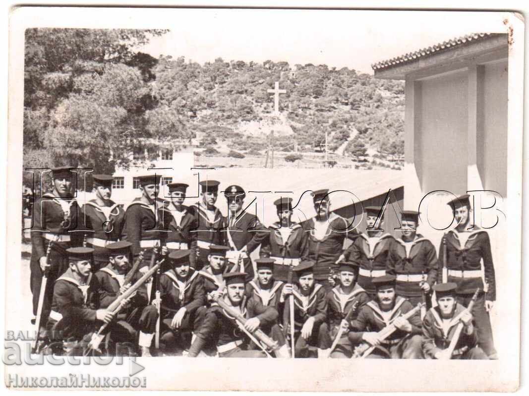SMALL OLD PHOTO GREECE GREEK SOLDIERS / SAILORS D751