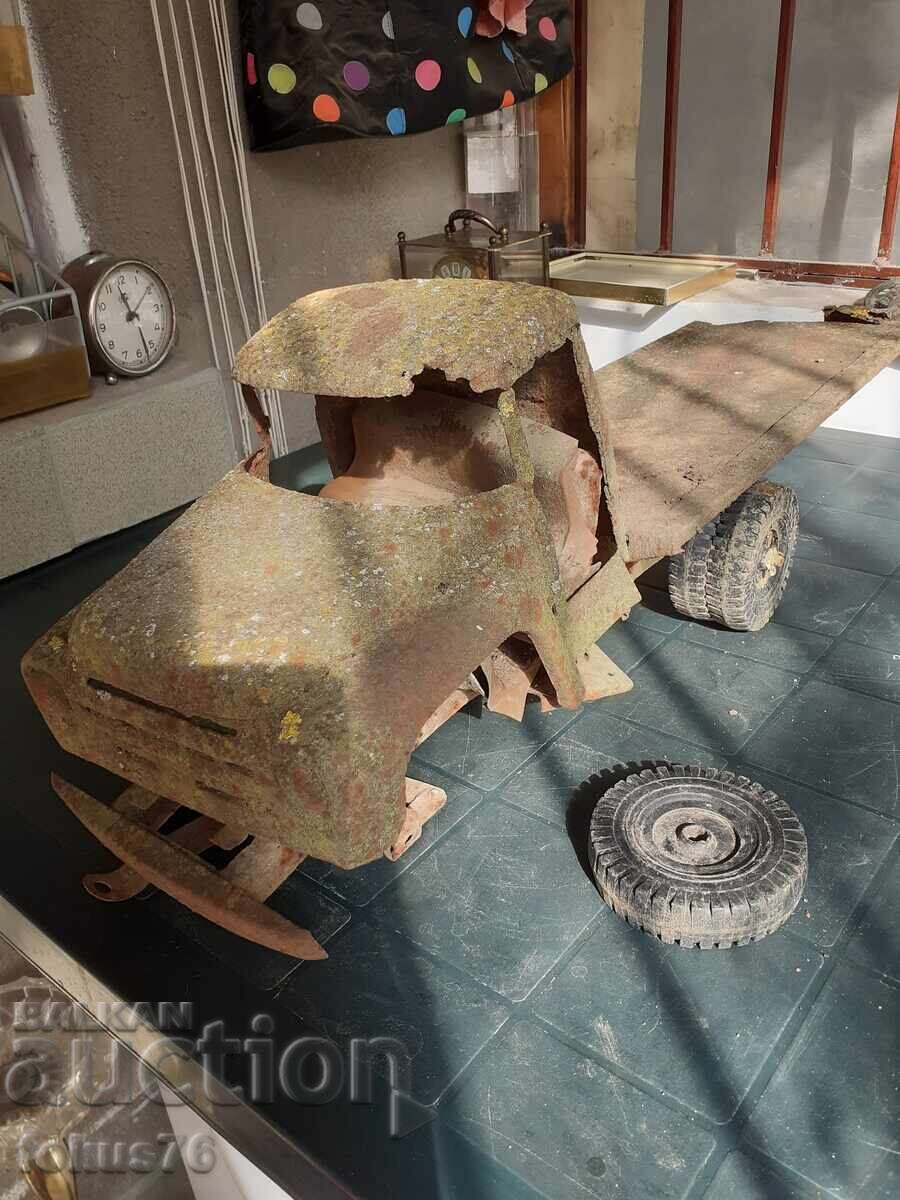 Unique - Russian metal vintage toy truck ZIL with price 149.00 BGN | € 76.18 Unique - Russian metal vintage toy truck ZIL with price 149.00 BGN | € 76.18