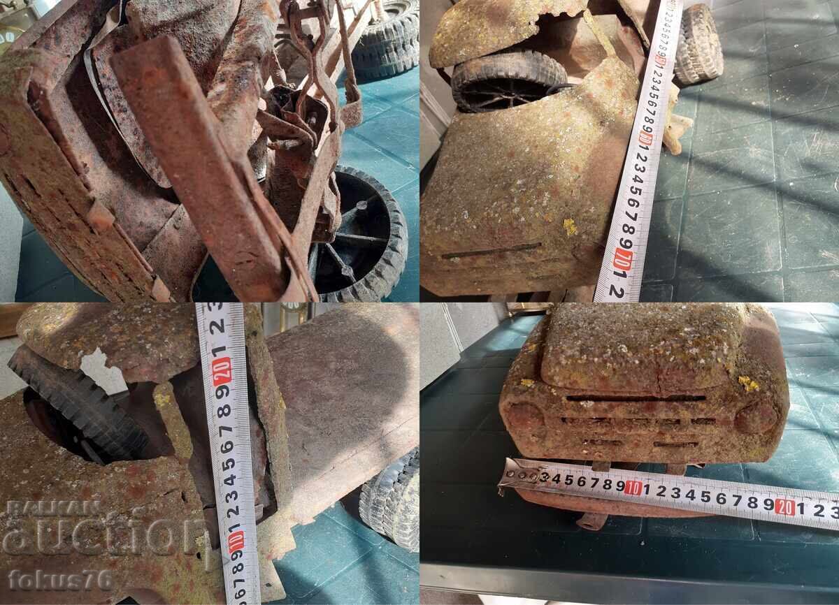 Unique - Russian metal vintage toy truck ZIL - 6 Unique - Russian metal vintage toy truck ZIL - 6