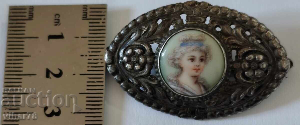 Παράδοση ΠΑΛΙΑ ΑΣΗΜΕΝΗ ΚΑΡΦΙΛΑ