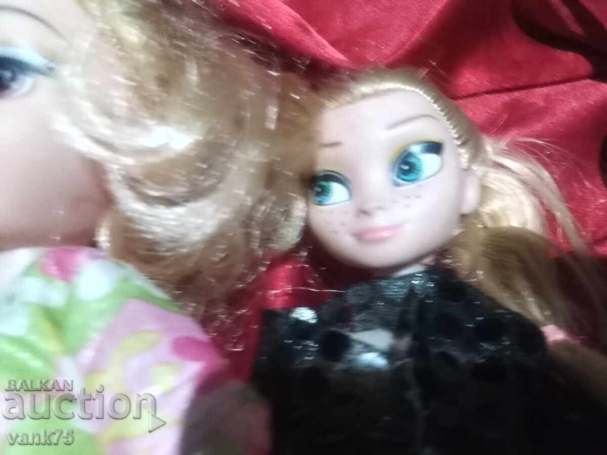 Παράδοση Ολόκληρη παρτίδα κούκλες, μερικές για επισκευή και ανταλλακτικά