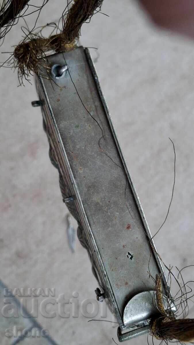 Delivery of A cartridge bag, a cartridge box, a powder horn, a powder flask Delivery of A cartridge bag, a cartridge box, a powder horn, a powder flask