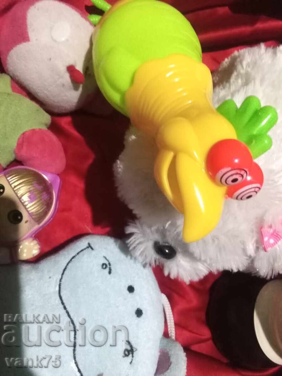 Цял лот играчки с цена 2.00 лв. | € 1.02 Цял лот играчки с цена 2.00 лв. | € 1.02