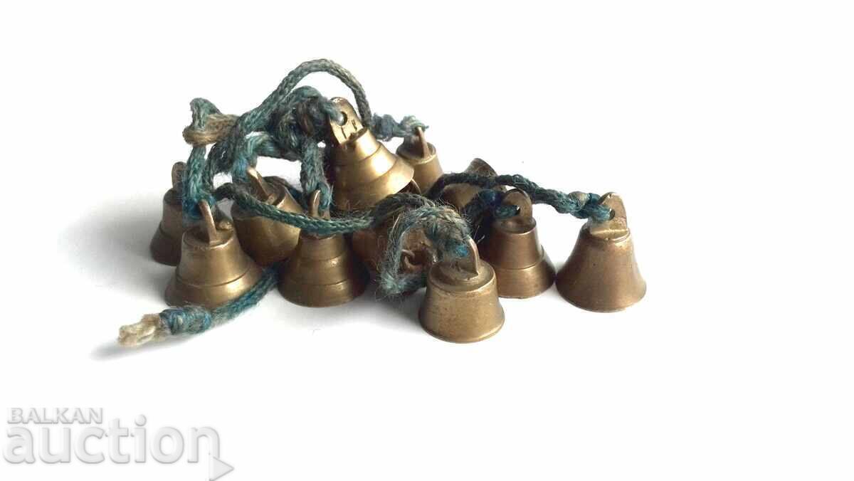Clopoței mici vechi de bronz 12 buc Clopoței mici vechi de bronz 12 buc
