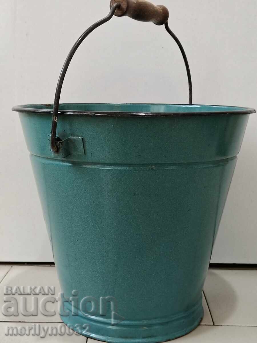 Κουβάς εμαγιέ από την εποχή της λεκάνης σμάλτου αγγείου Σώτσα NRB με τιμή 49.00 BGN | € 25.05