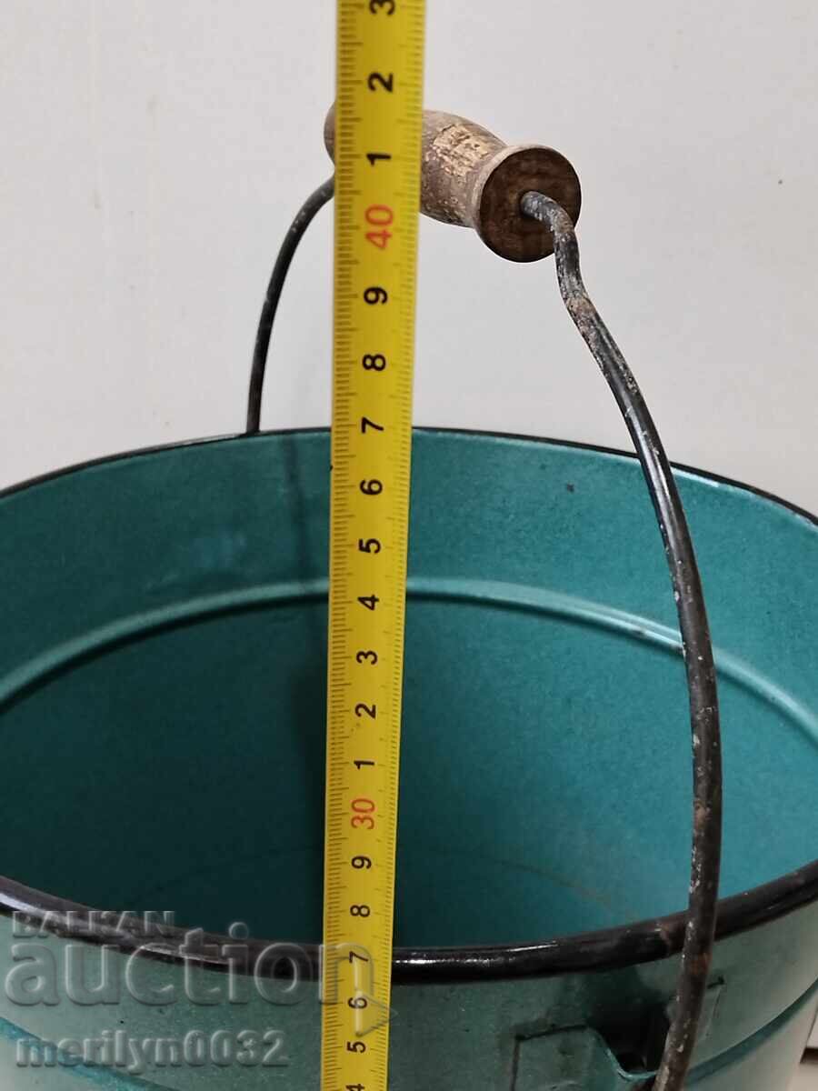 Κουβάς εμαγιέ από την εποχή της λεκάνης σμάλτου αγγείου Σώτσα NRB - 7