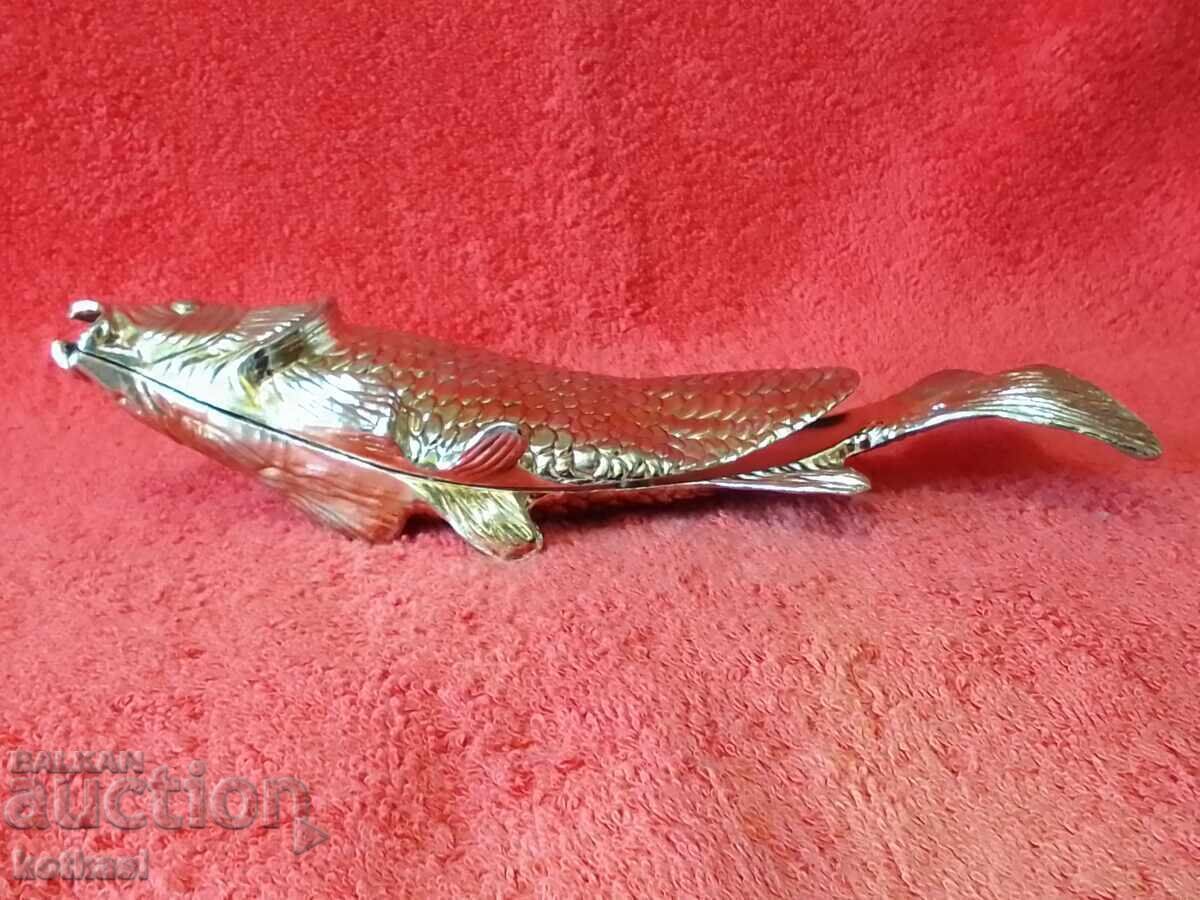 Figurină metalică veche Pește Crap Suport pentru șervețele - 5 Figurină metalică veche Pește Crap Suport pentru șervețele - 5