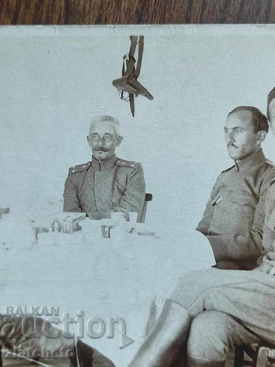 Παλιά φωτογραφία ΠΣΒ - με τον στρατηγό Νικόλα Στάικοφ με τιμή 15.00 BGN | € 7.67