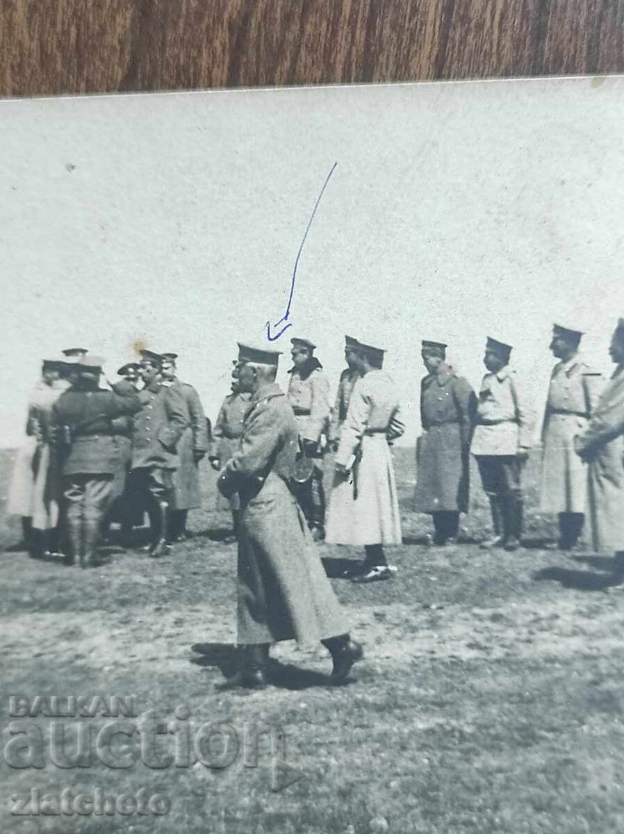 Παλιά φωτογραφία ΠΣΒ - με τον στρατηγό Νικόλα Στάικοφ με τιμή 10.00 BGN | € 5.11